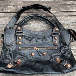 Black genuine leather bag with rose gold hardware